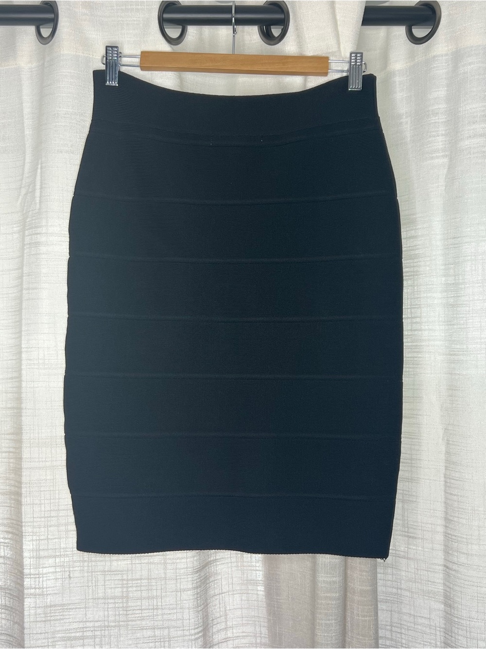 Romeo and Juliet Black Pencil Skirt